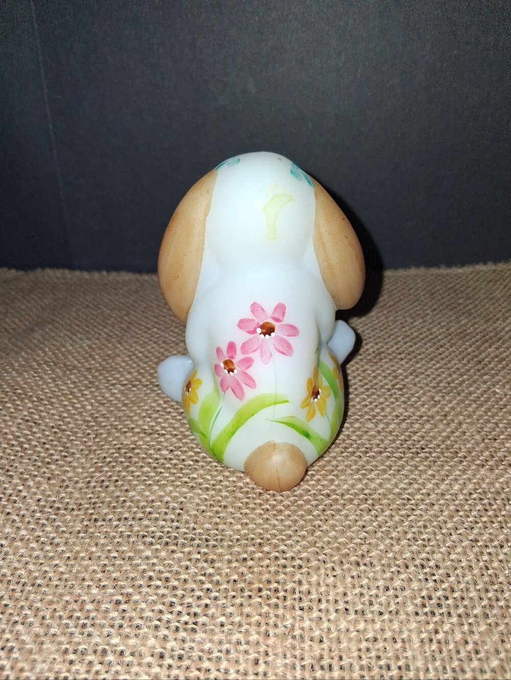 Fenton Hand Painted Signed Spring Bunny Rabbit. - Picture 2 of 6